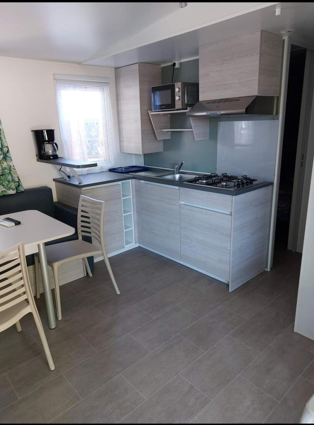 Mobil Home L'Eau Vive Les Arcs-sur-Argens Exterior foto